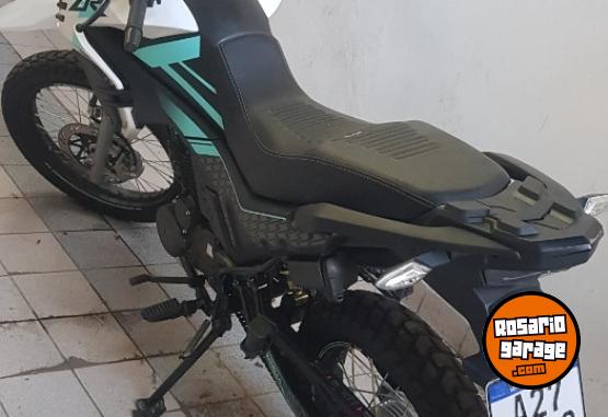 Motos - Zanella ZR 150 2026 Nafta 900Km - En Venta