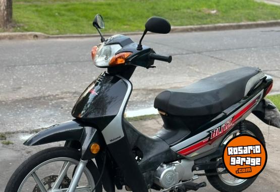 Motos - Motomel Blitz full 2022 Nafta 12000Km - En Venta