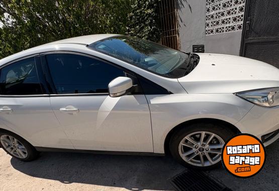 Autos - Ford Focus 3 SE PLUS 2018 Nafta 86500Km - En Venta