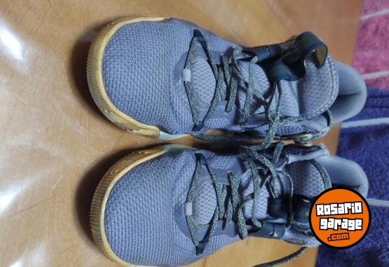 Deportes - Zapatillas basquet Adidas - En Venta