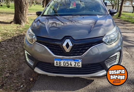 Autos - Renault Captur 2017 Nafta 150000Km - En Venta