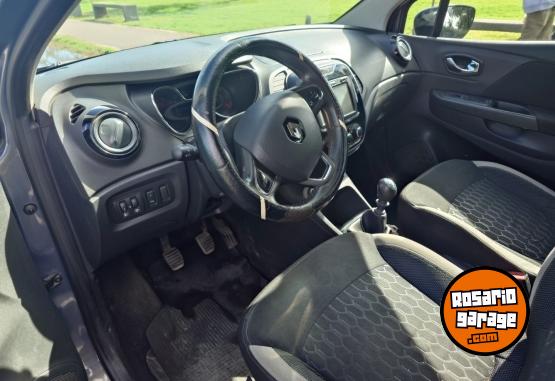 Autos - Renault Captur 2017 Nafta 150000Km - En Venta