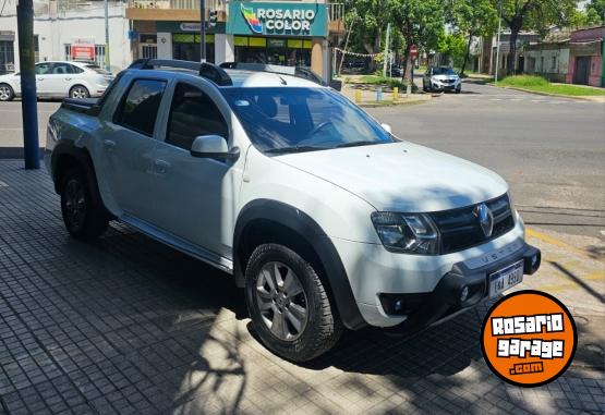 Camionetas - Renault OROCH OUTSIDER 2.0 NAV 2017 GNC 140000Km - En Venta