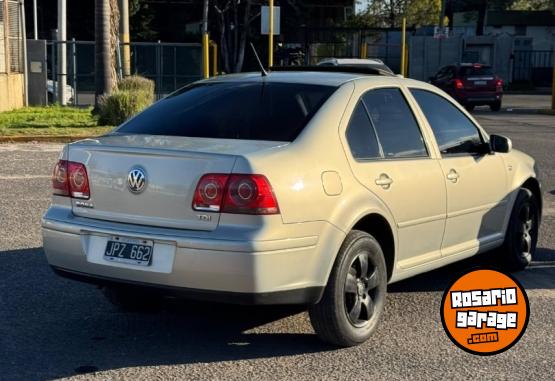Autos - Volkswagen BORA 2011 Diesel 200000Km - En Venta
