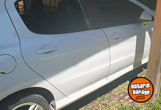 Autos - Peugeot 308 2015 Nafta 96000Km - En Venta