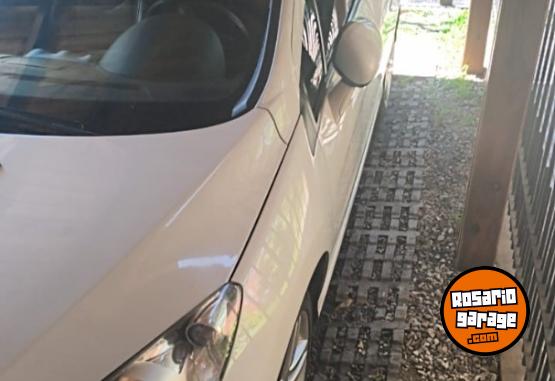 Autos - Peugeot 308 2015 Nafta 96000Km - En Venta