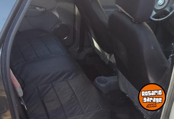 Autos - Fiat Grand Siena 2013 GNC 137600Km - En Venta
