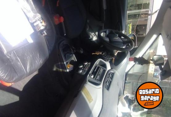 Autos - Chevrolet Prisma joy ls + 2018 GNC 300000Km - En Venta