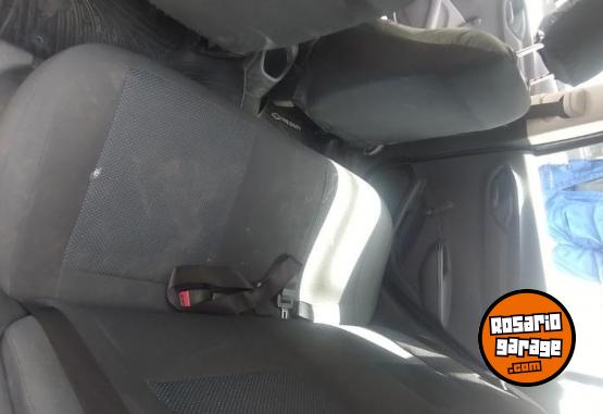 Autos - Chevrolet Prisma joy ls + 2018 GNC 300000Km - En Venta