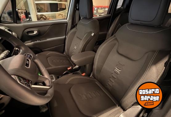Autos - Chrysler JEEP RENEGADE 2025 Nafta 15000Km - En Venta