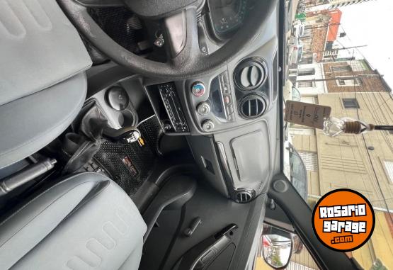 Autos - Chevrolet Agile 2012 Nafta 76000Km - En Venta