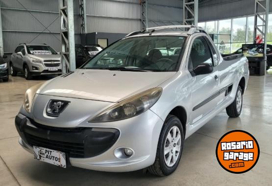 Utilitarios - Peugeot HOGGAR 2013 Nafta 123000Km - En Venta