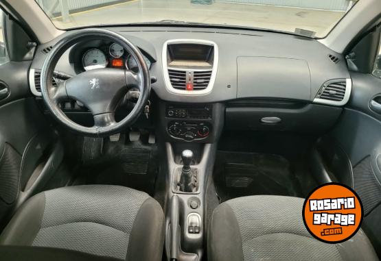 Utilitarios - Peugeot HOGGAR 2013 Nafta 123000Km - En Venta