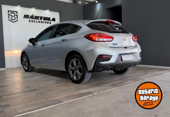 Autos - Chevrolet CRUZE PREMIER 1.4T 2022 Nafta 76800Km - En Venta