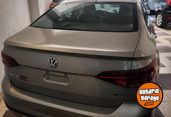Autos - Volkswagen Virtus 2020 GNC 92000Km - En Venta