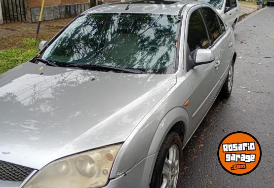 Autos - Ford Mondeo ghia 2001 Nafta 250Km - En Venta
