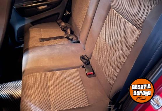 Autos - Volkswagen Suran 2011 GNC 238000Km - En Venta