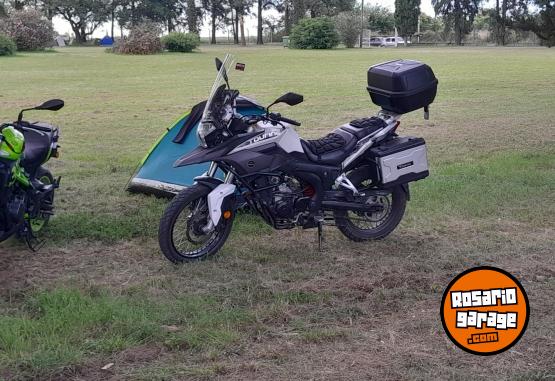 Motos - Corven Touring 250 2017 Nafta 16500Km - En Venta