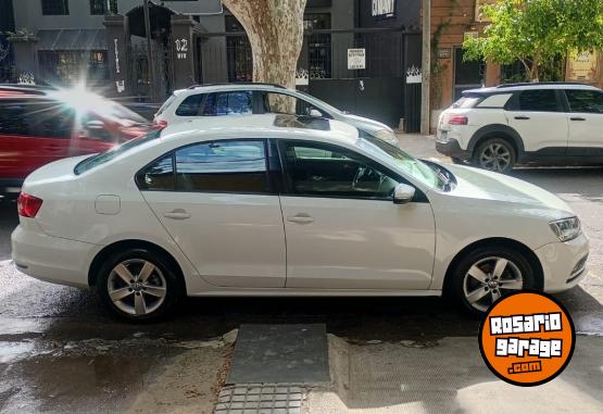 Autos - Volkswagen Vento 2015 Nafta 138400Km - En Venta