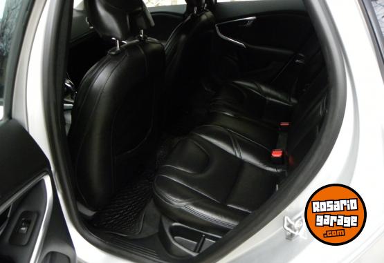 Autos - Volvo V40 2017 Nafta 86000Km - En Venta