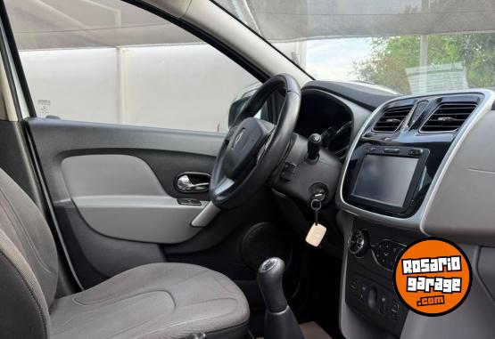 Autos - Renault Logan 2018 Nafta 112000Km - En Venta