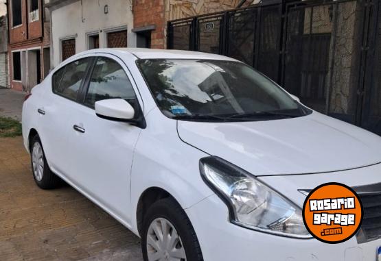 Autos - Nissan Versa 2016 Nafta 199550Km - En Venta