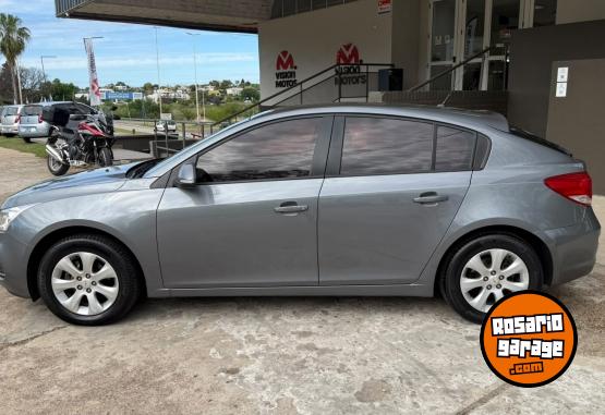 Autos - Chevrolet CRUZE 1.8 5 PTAS LT 2016 Nafta 112000Km - En Venta