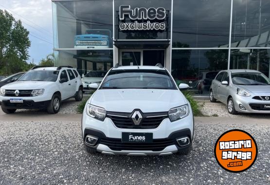 Autos - Renault Sandero 2023 Nafta 67000Km - En Venta
