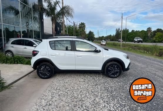 Autos - Renault Sandero 2023 Nafta 67000Km - En Venta