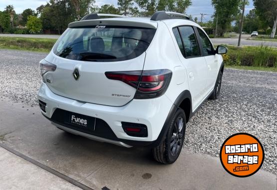 Autos - Renault Sandero 2023 Nafta 67000Km - En Venta