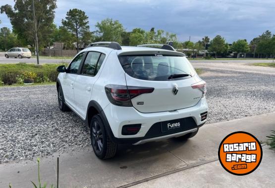 Autos - Renault Sandero 2023 Nafta 67000Km - En Venta
