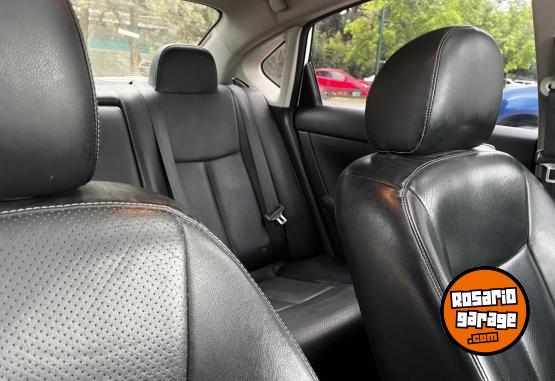 Autos - Nissan Sentra Exclusive 2017 Nafta 100600Km - En Venta