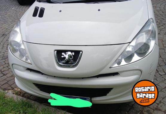 Autos - Peugeot 207 compac Allure 2016 Nafta 104000Km - En Venta
