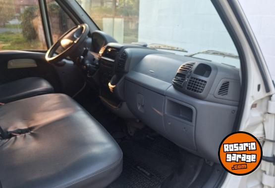 Utilitarios - Peugeot Boxer 2017 Diesel 155000Km - En Venta