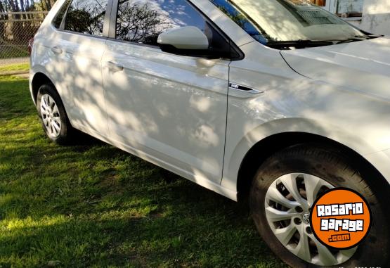 Autos - Volkswagen Polo 2020 Nafta 110000Km - En Venta