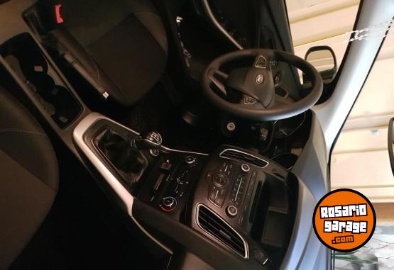 Autos - Ford Focus 1.6 S 2018 Nafta 150000Km - En Venta