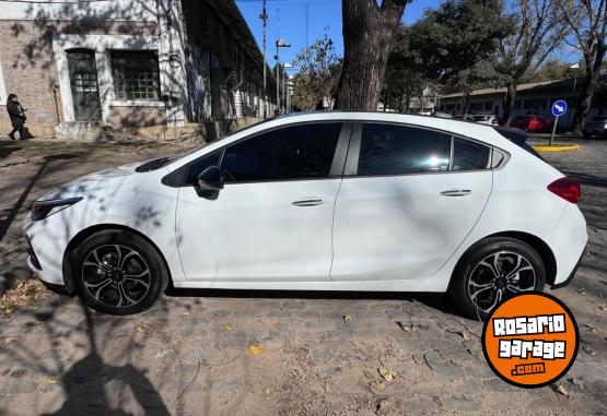 Autos - Chevrolet Cruze RS 2022 Nafta 22000Km - En Venta