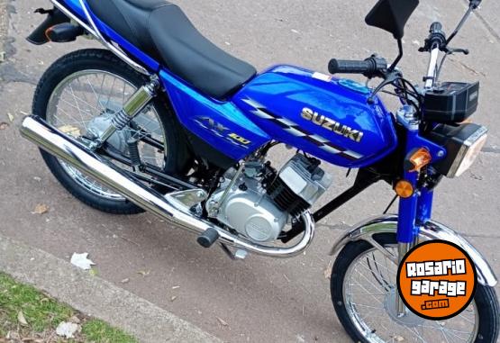 Motos - Suzuki AX 100 2026 Nafta 1800Km - En Venta