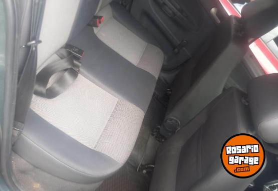 Autos - Volkswagen Voyage 2011 GNC 146000Km - En Venta