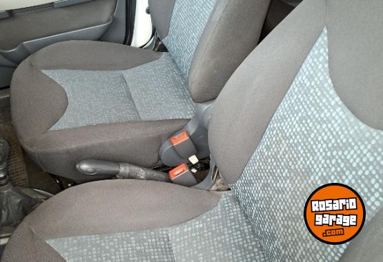 Autos - Fiat Uno 2012 Nafta 145000Km - En Venta