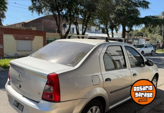 Autos - Renault LOGAN 2013 GNC 198000Km - En Venta