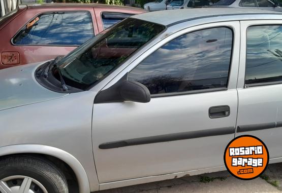 Autos - Chevrolet Corsa 1998 GNC 200000Km - En Venta