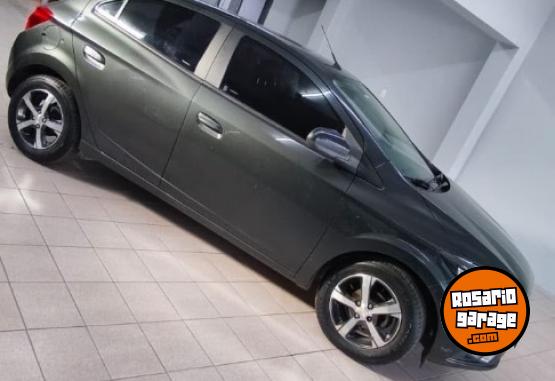 Autos - Chevrolet Onix 2016 Nafta 80000Km - En Venta