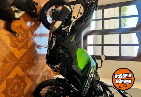Motos - Kawasaki Versys 300 2024 Nafta 12500Km - En Venta