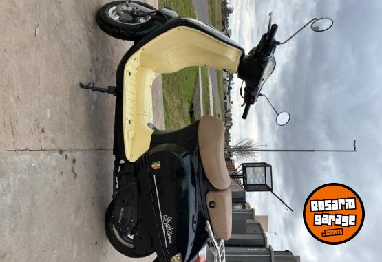 Motos - Motomel Strato Euro 150 2016 Nafta 1111Km - En Venta