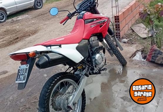 Motos - Honda Tornado 2015 Nafta 999999Km - En Venta