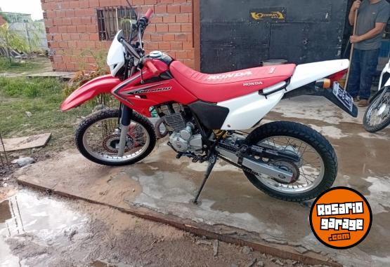 Motos - Honda Tornado 2015 Nafta 999999Km - En Venta