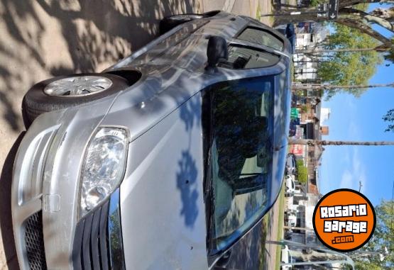 Autos - Renault Logan 2013 Nafta 119000Km - En Venta