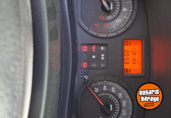 Autos - Renault Logan 2013 Nafta 119000Km - En Venta