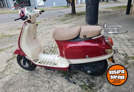 Motos - Zanella Styler exclusive 2016 Nafta 17000Km - En Venta